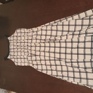 Black and Cream Windowpane Sleeveless Maxi Dress Size Sm